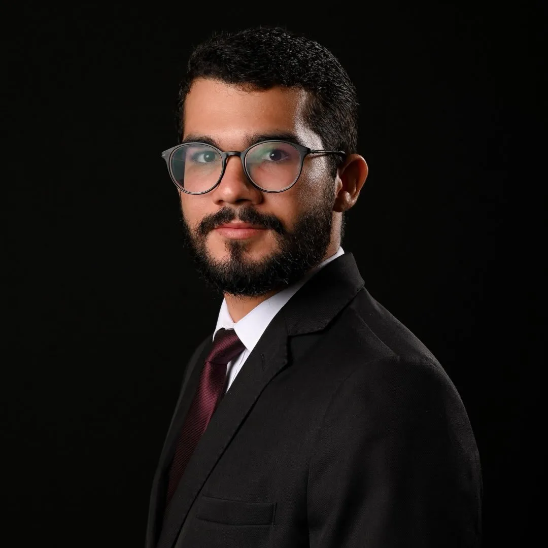 Dr. Luciano Alencar, advogado